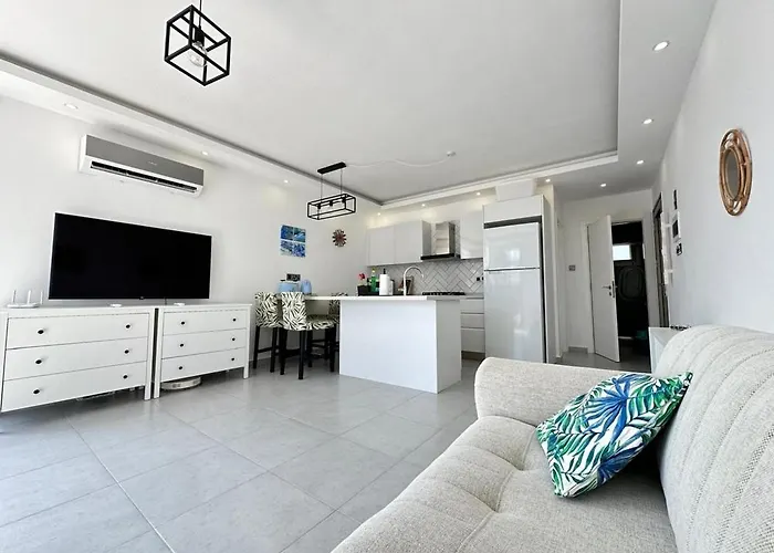 아파트 The Place Karavas (Northern Cyprus)