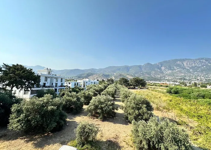 아파트 The Place Karavas (Northern Cyprus)