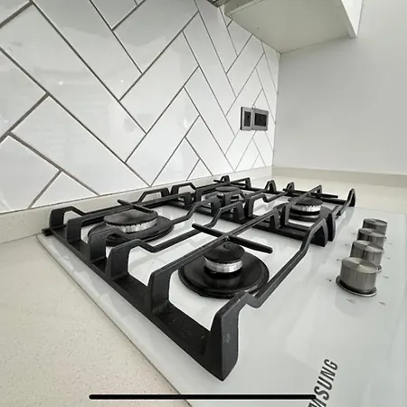 The Place Apartment *